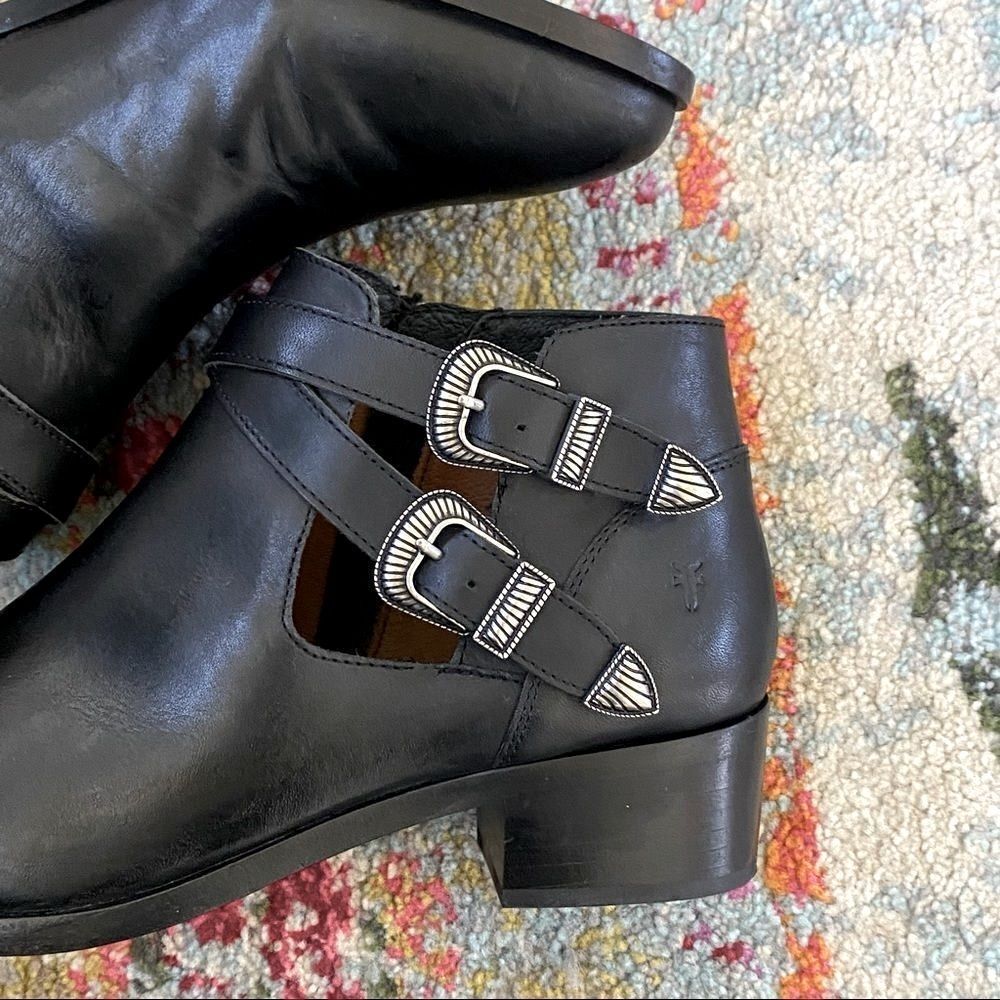 Frye Ray Western Black Leather Shootie Ankle Boots Buckle Boho Cowgirl Size 10 - Picture 2 of 9